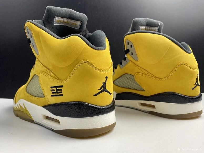  454783-701 Jordan Tokyo  Air 1115